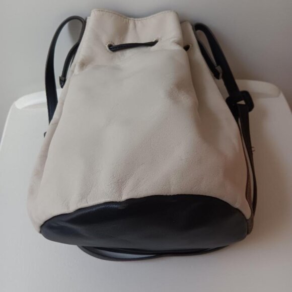 Halston Heritage leather bucket bag - Picture 5 of 7